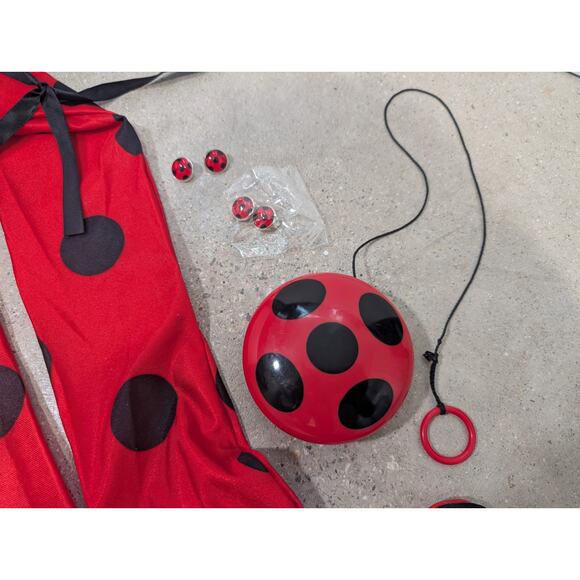 Miraculous Ladybug Costume size Small (4/5) - Picture 2 of 5